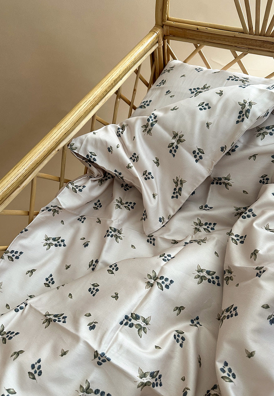 Berry duvet cover + pillow case