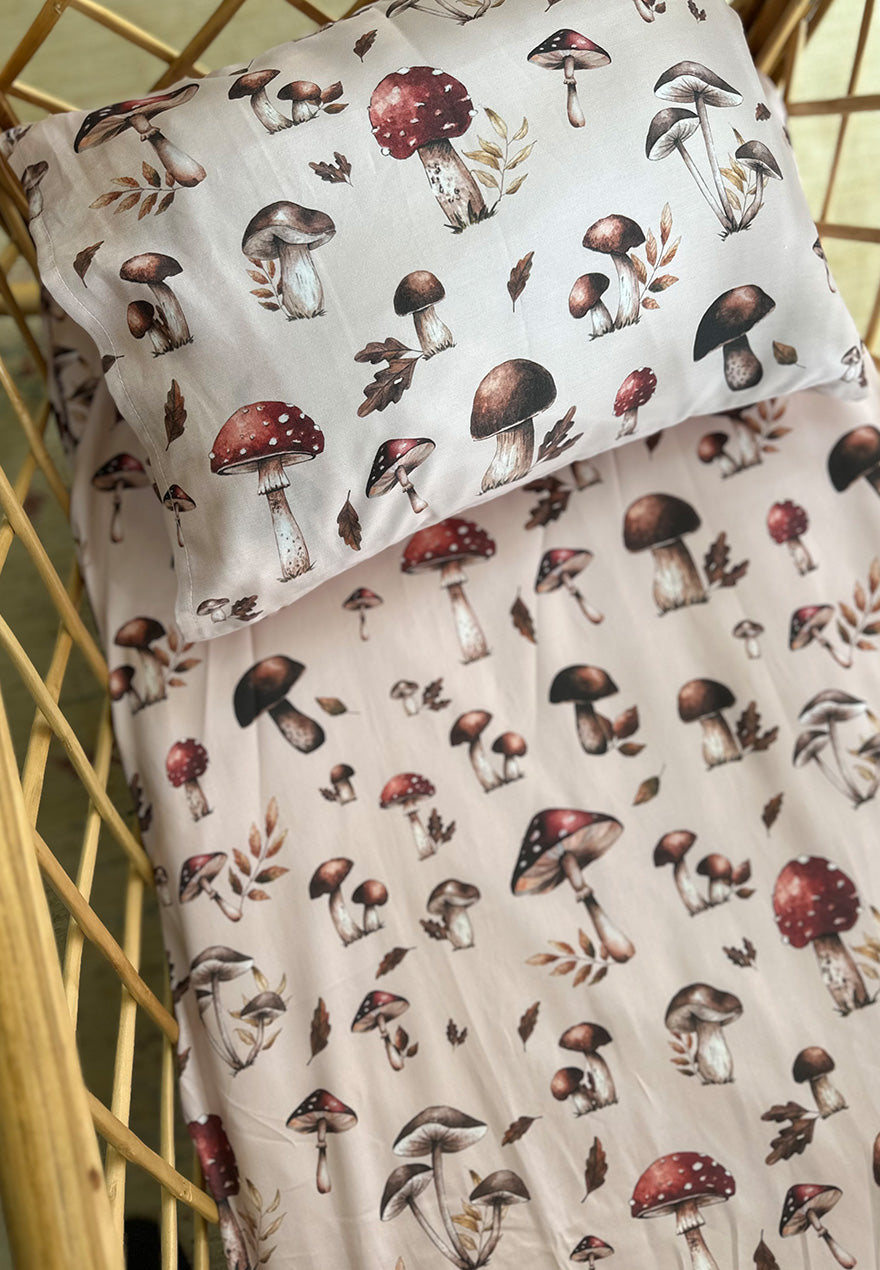 Mushroom Crib sheet + pillow case