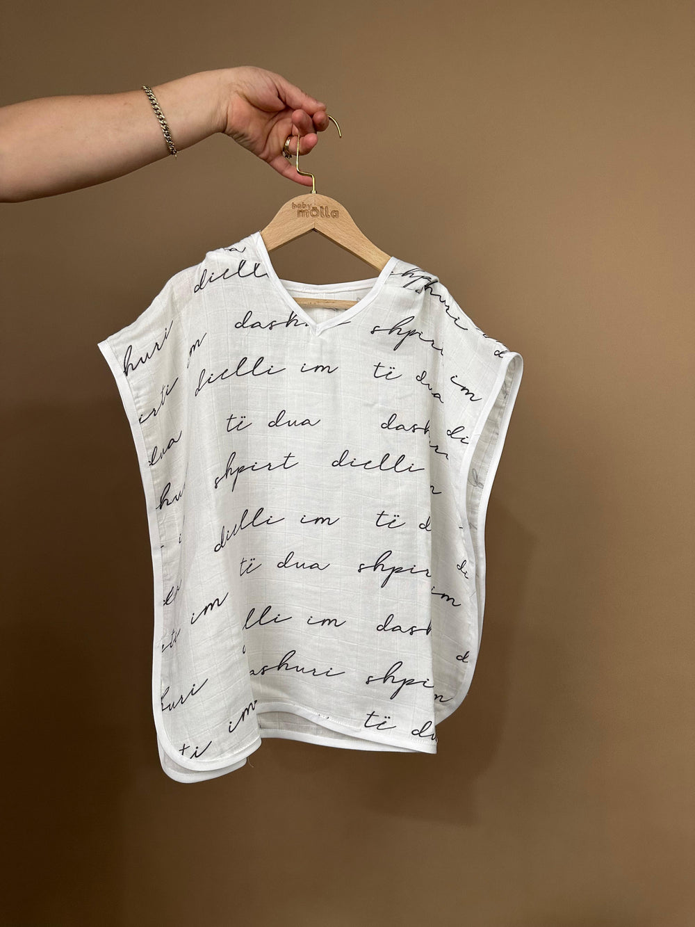 Të Dua Muslin Poncho