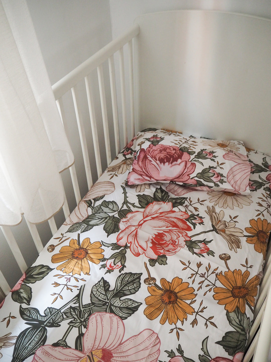 Floral Garden Crib sheet + pillow case