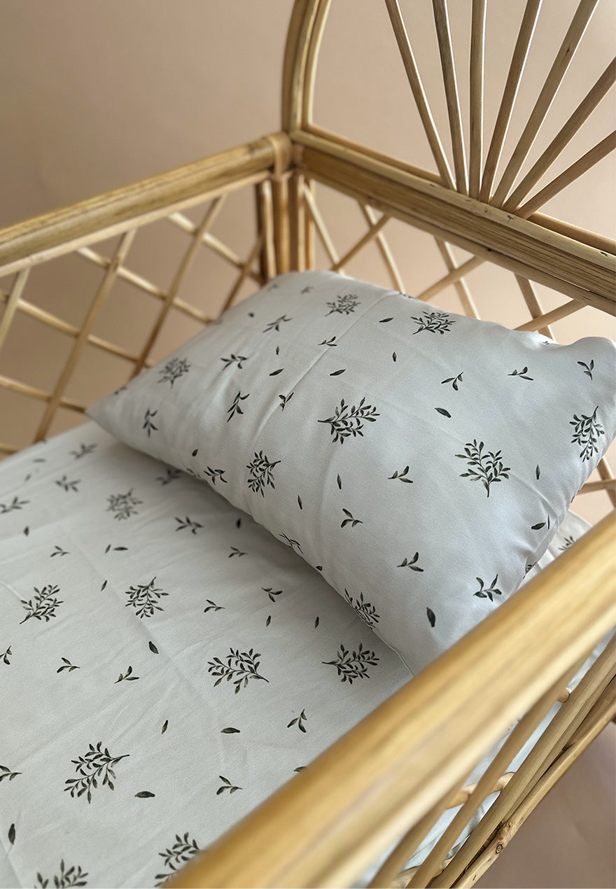 Green garden Crib sheet + pillow case