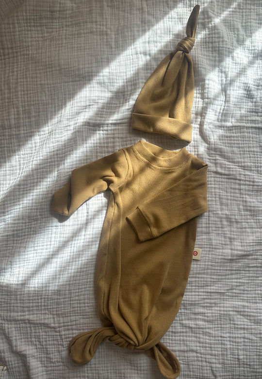 Cream Knotted Gown + hat