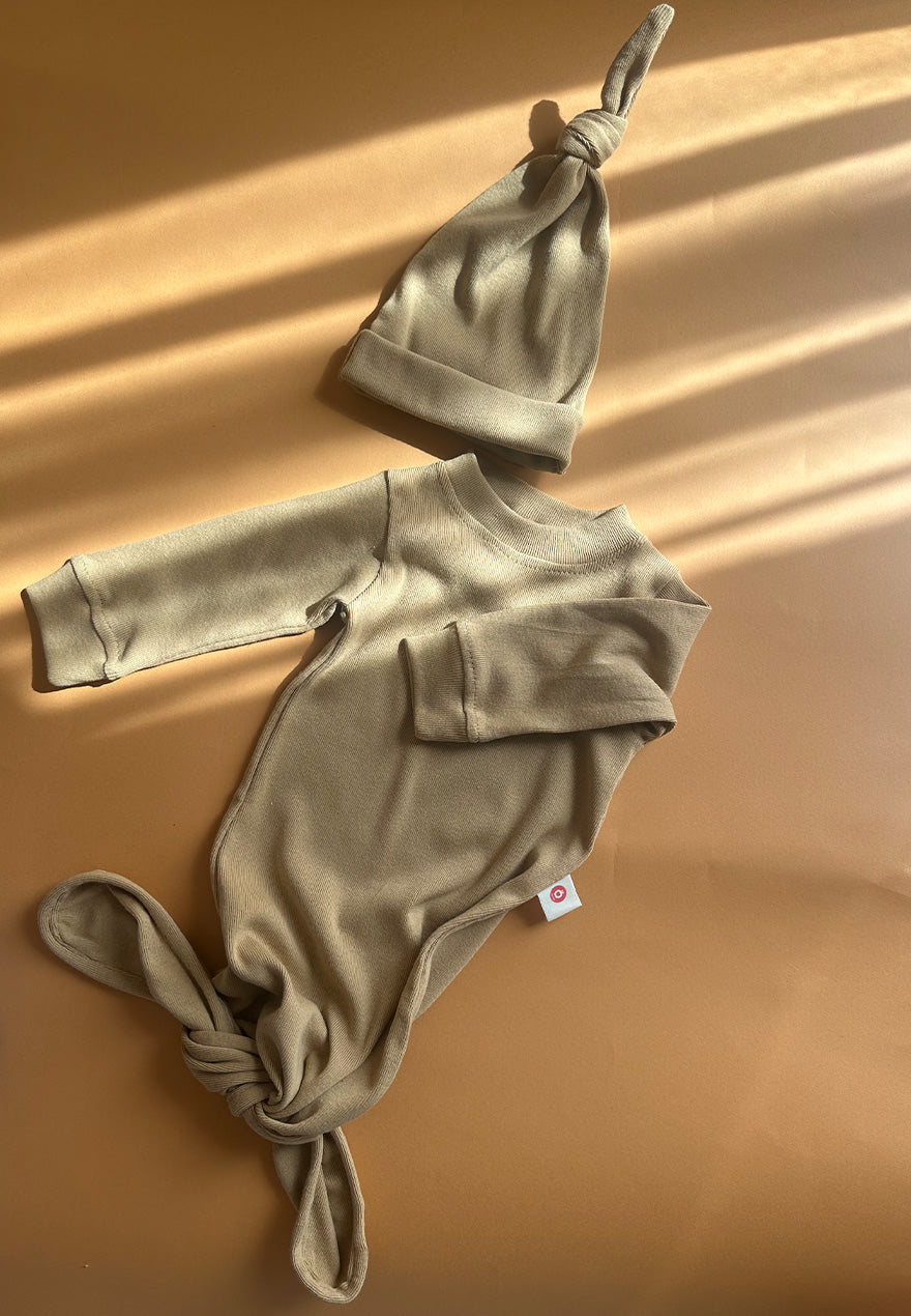 Cream Knotted Gown + hat