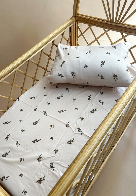 Olive Crib sheet + pillow case