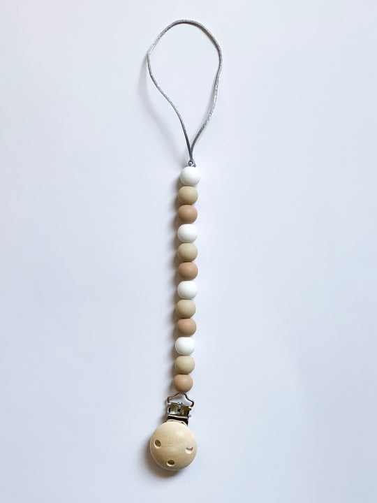 Beige tones Pacifier clip - Mbajtëse për biberon me tone bezh